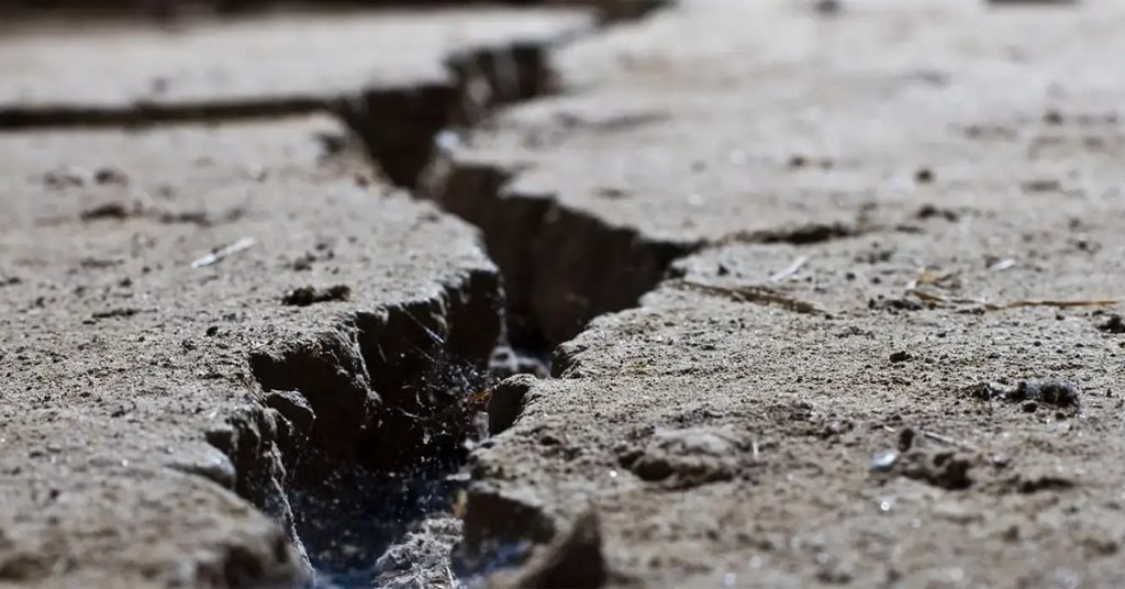 light tremors Karachi