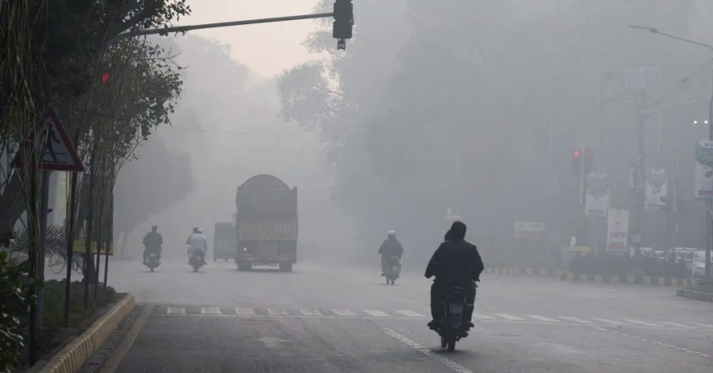Lahore toxic air