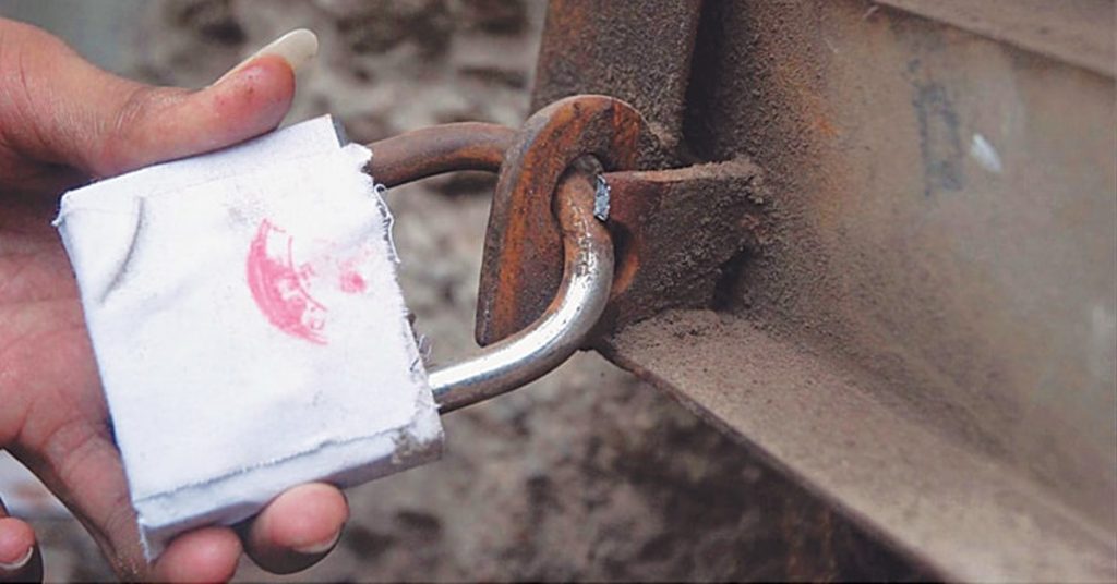 Truckanwala Ada sealed Lahore