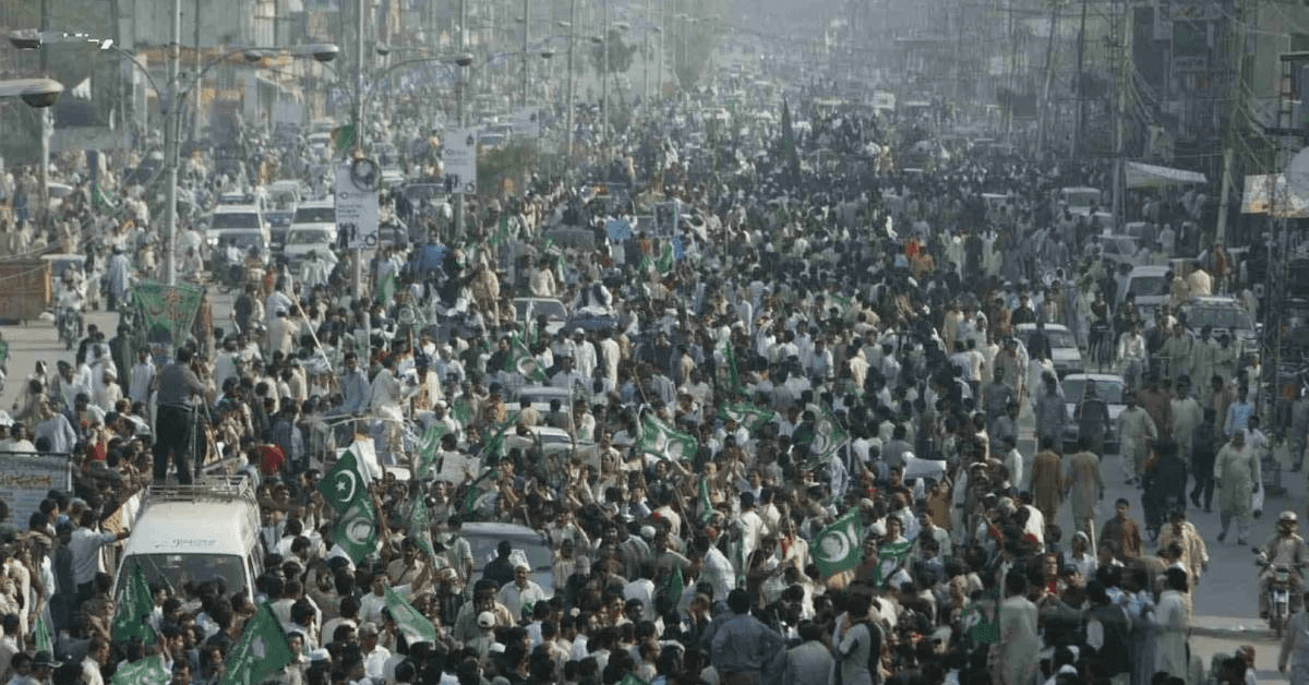 Pakistan curb population surge 2025