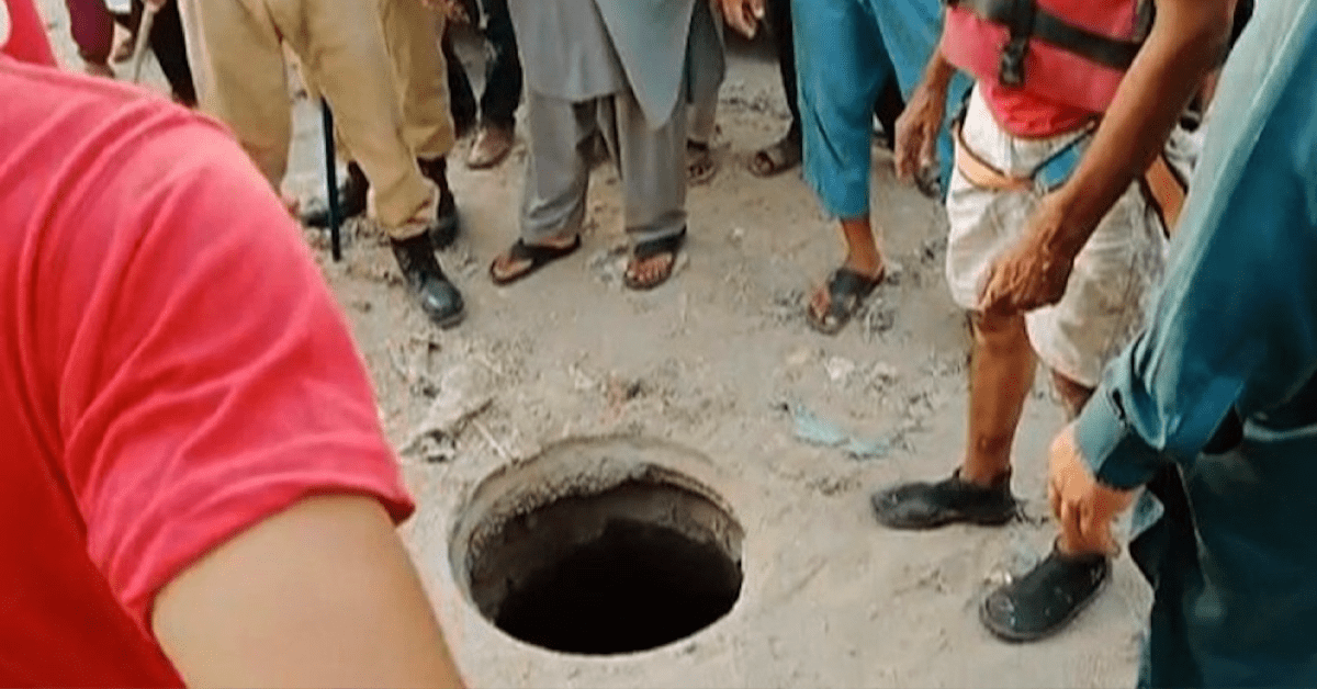Karachi child falls into open manhole 2025