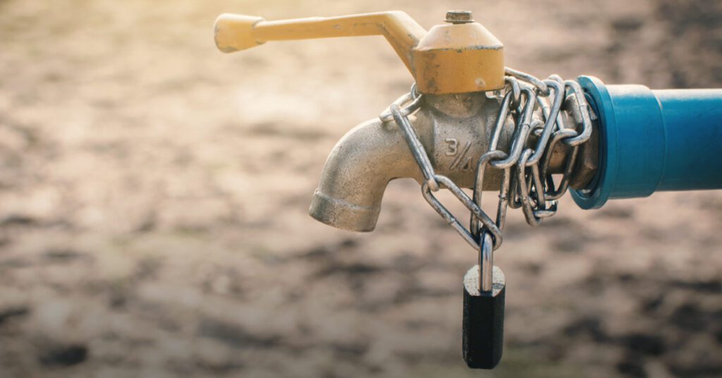 Karachi water shortage K-Electric power outages