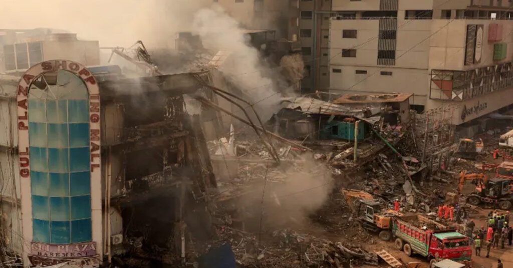 Gul Plaza fire in Karachi