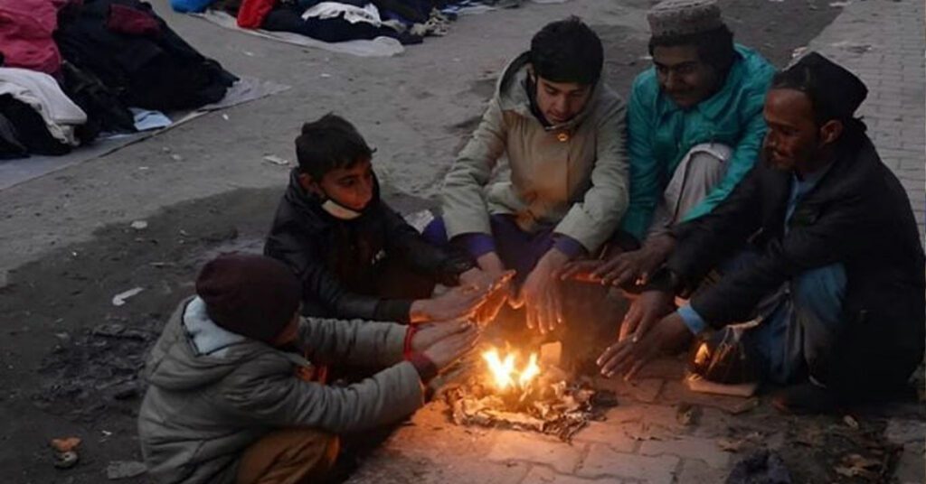 Karachi cold wave eases as temperatures rise