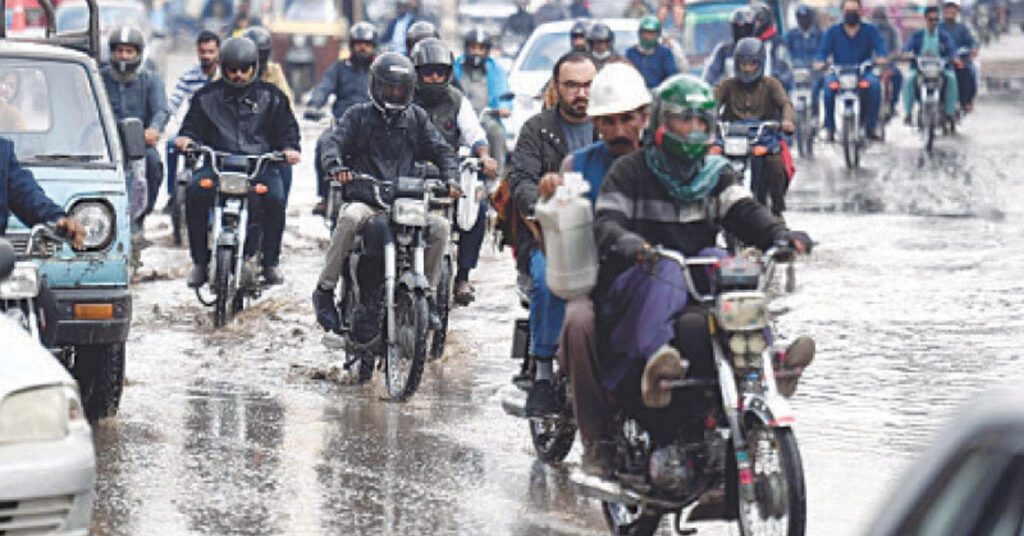Karachi winter showers and strong winds