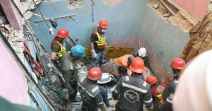 Karachi Soldier Bazaar gas explosion building collapse kills 16