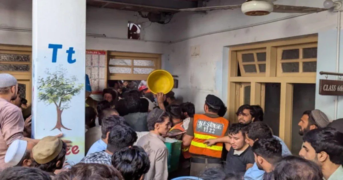 Peshawar School Roof Collapse Kills 17 Children and Teacher