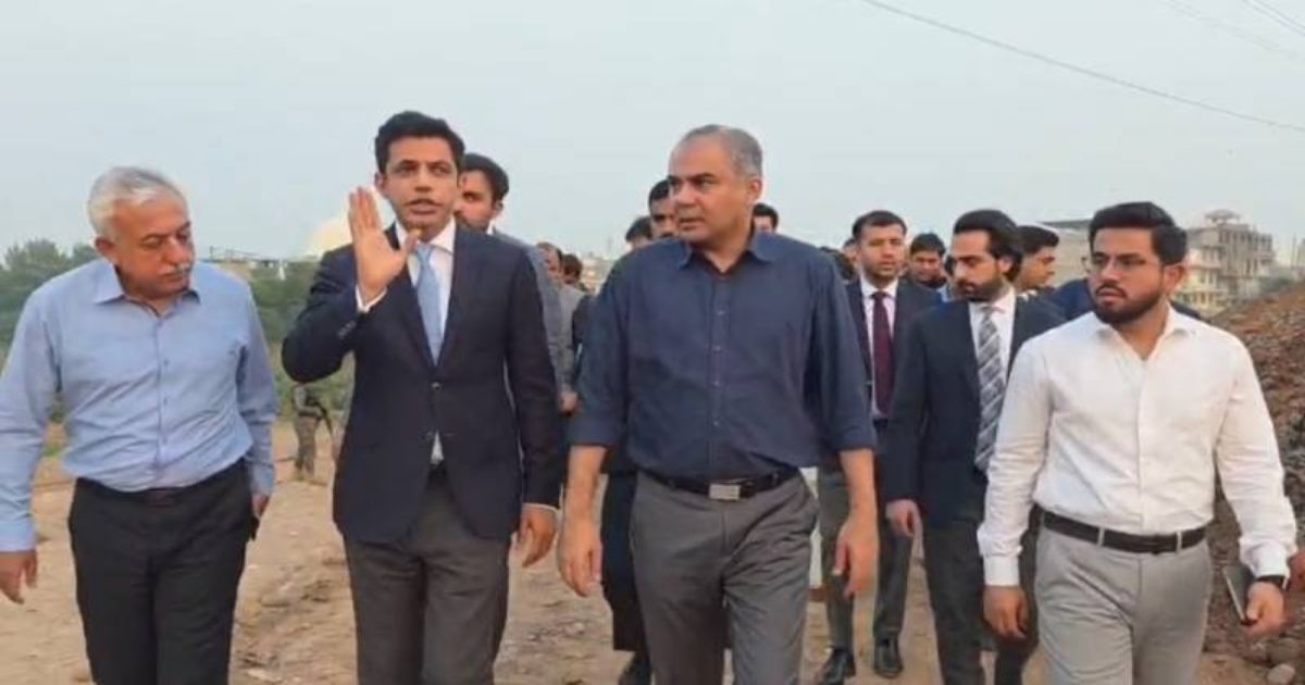 Naqvi Orders Faster Work on Islamabad Expressway Service Road Project